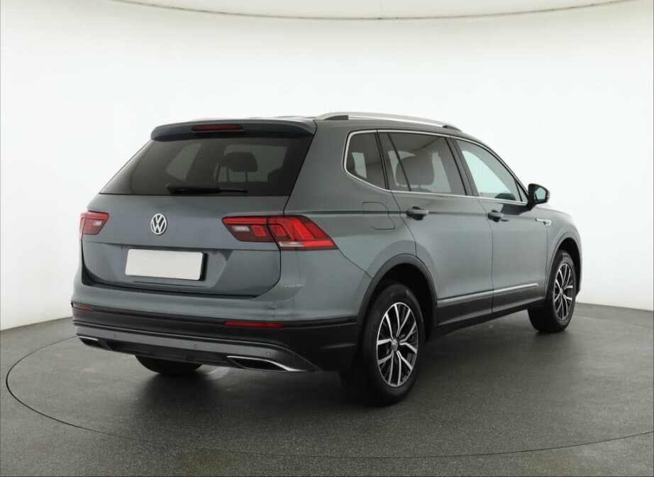 2020 Volkswagen TIGUAN - 7