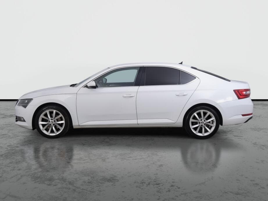 2019 Škoda SUPERB - 4