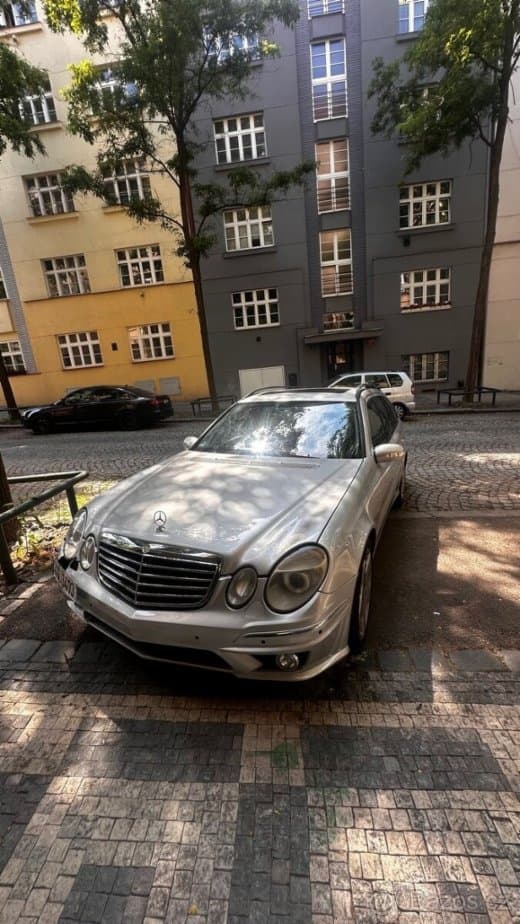 Mercedes-Benz E-CLASS - 6