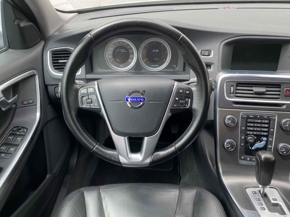 2011 Volvo V60 - 11