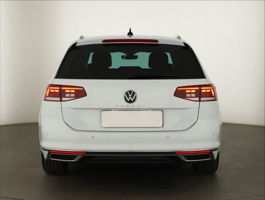 2022 Volkswagen PASSAT - 6