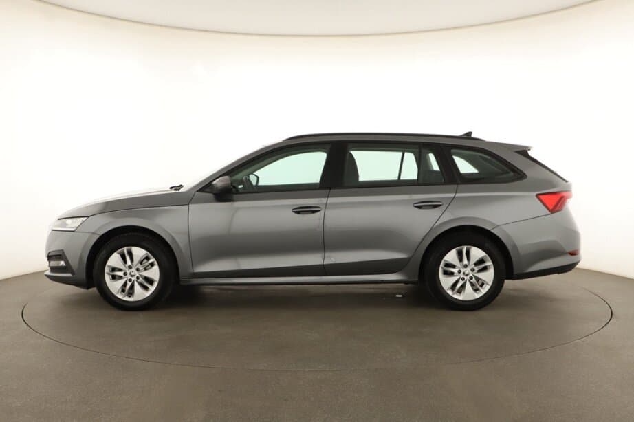 2023 Škoda OCTAVIA - 4