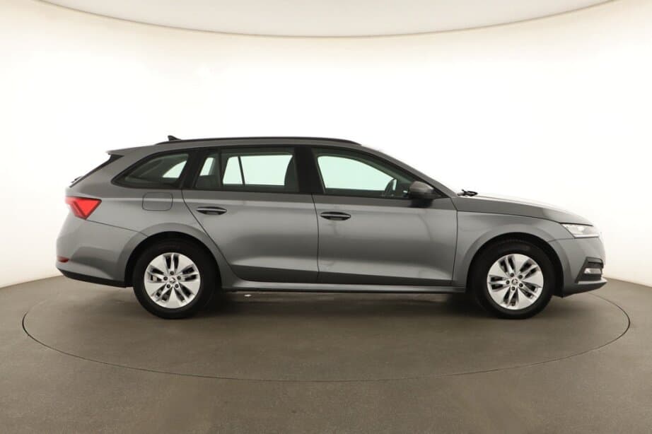 2023 Škoda OCTAVIA - 8