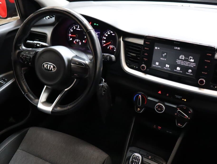 2020 Kia STONIC - 9