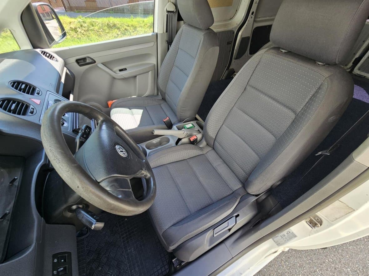 2010 Volkswagen CADDY - 9