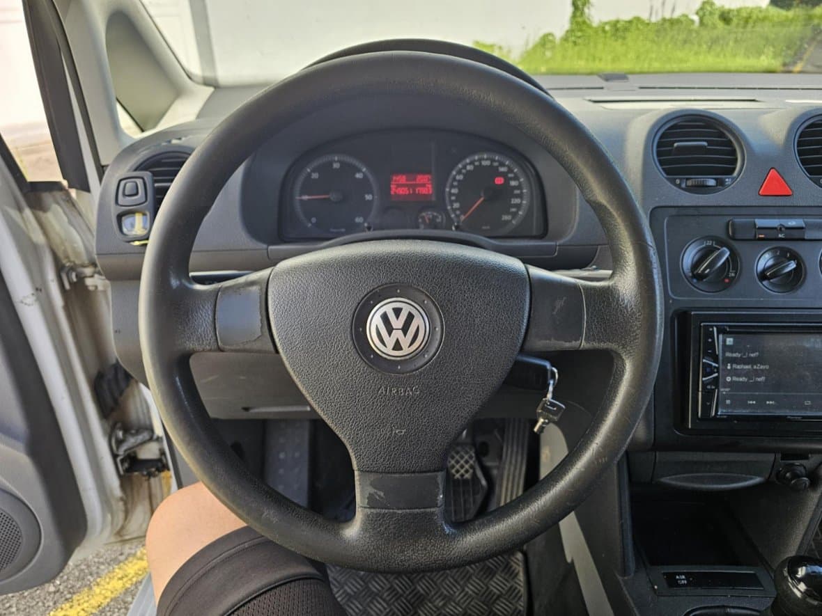 2010 Volkswagen CADDY - 11