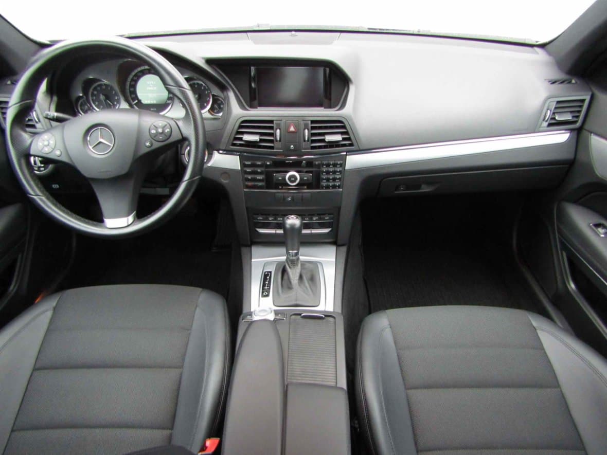 2010 Mercedes-Benz E-CLASS - 8