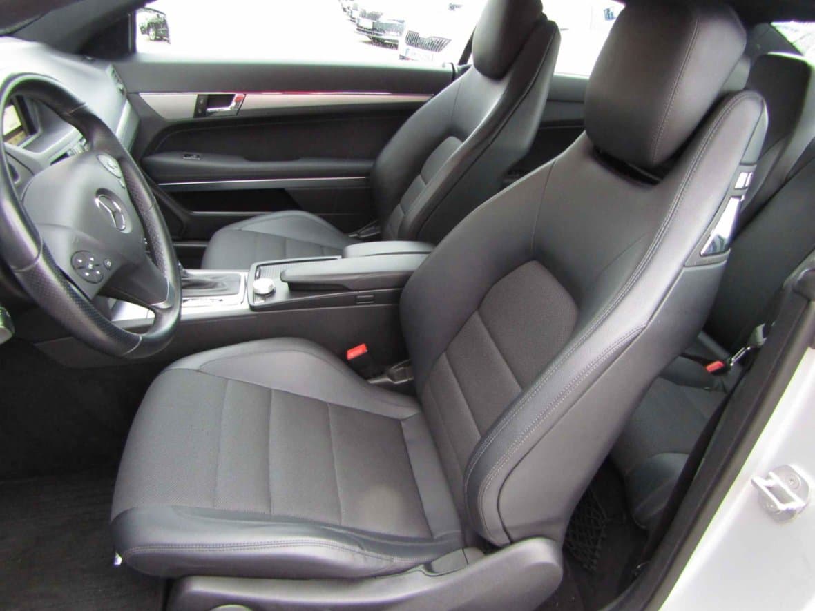 2010 Mercedes-Benz E-CLASS - 9