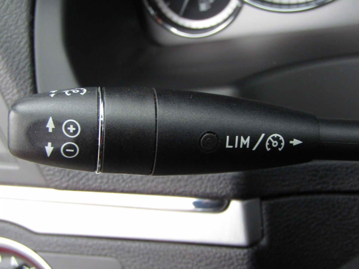 2010 Mercedes-Benz E-CLASS - 14
