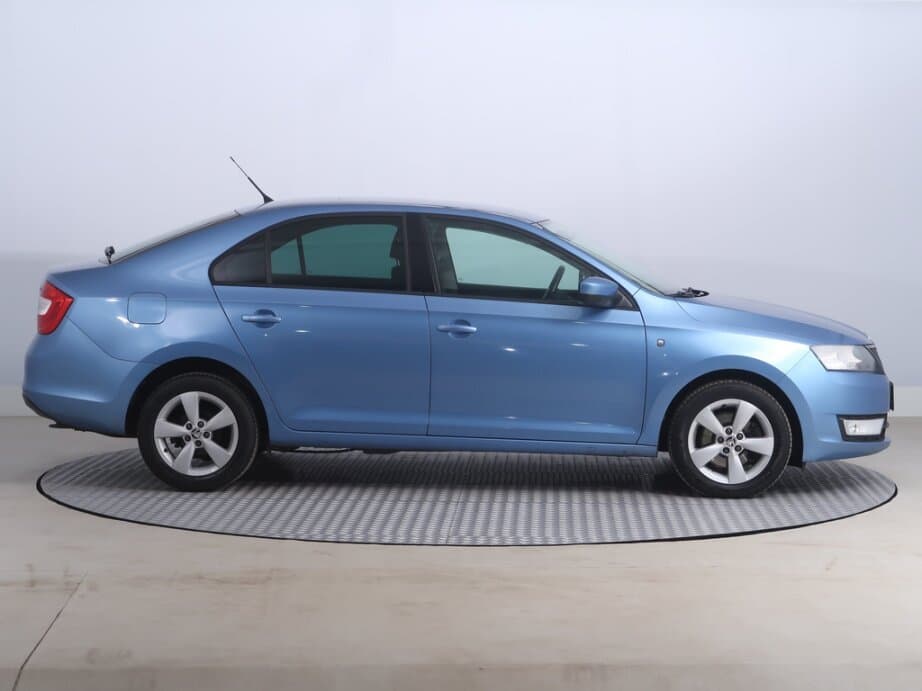 2013 Škoda RAPID - 8