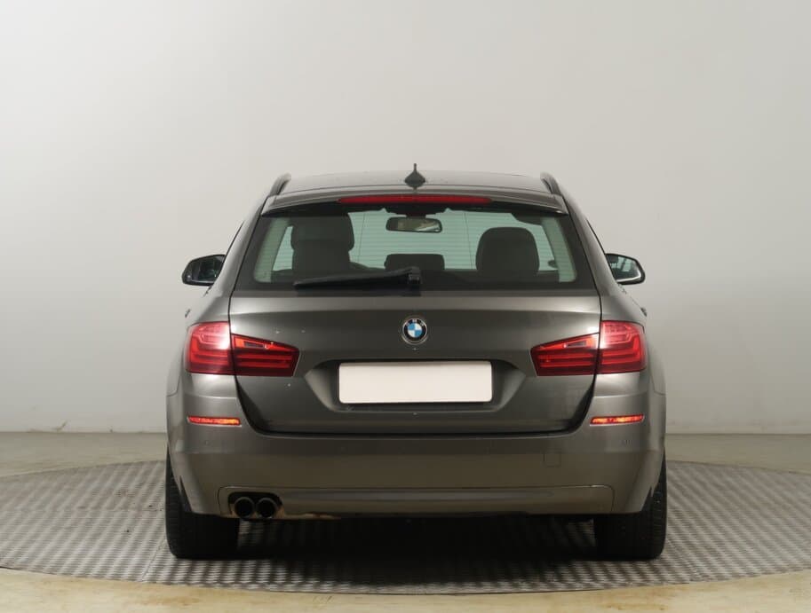 2014 BMW 5-SERIES - 6