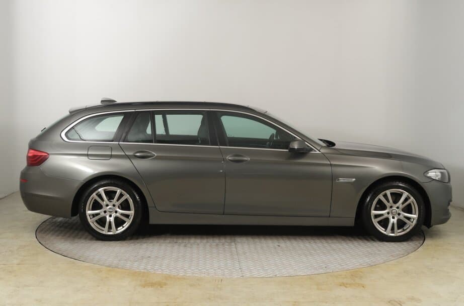 2014 BMW 5-SERIES - 8