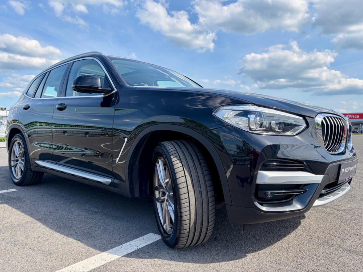 2021 BMW X3 - 9