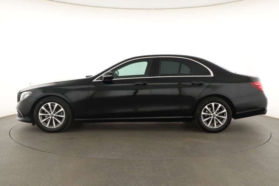 2021 Mercedes-Benz E-CLASS - 4
