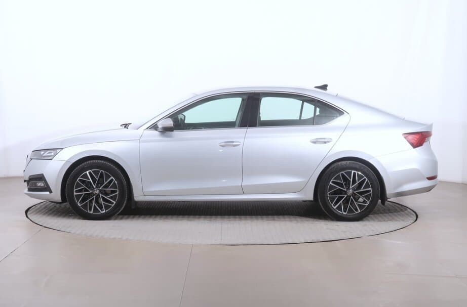 2021 Škoda OCTAVIA - 4