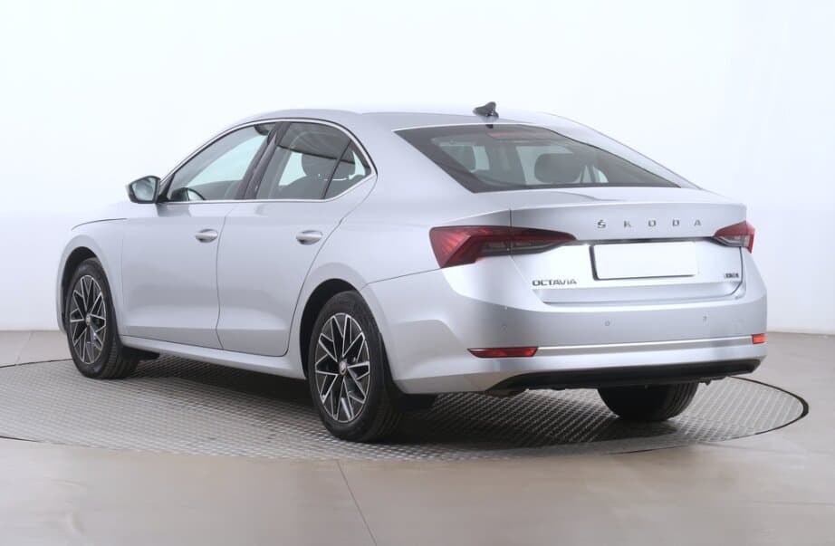 2021 Škoda OCTAVIA - 5