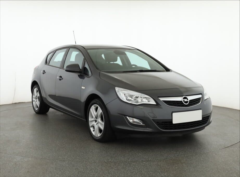 2011 Opel ASTRA