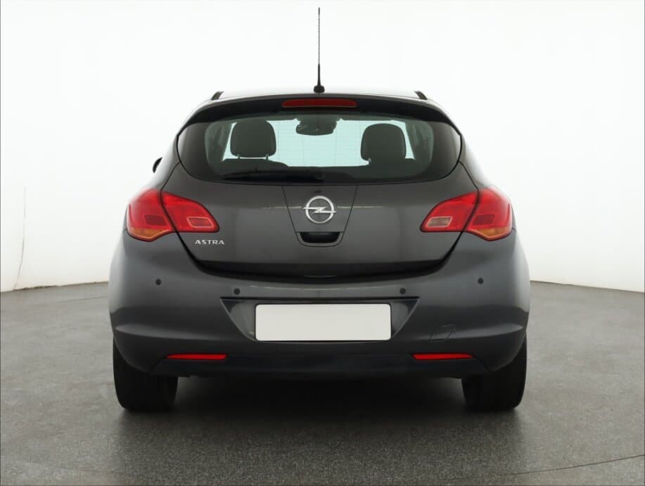2011 Opel ASTRA - 6