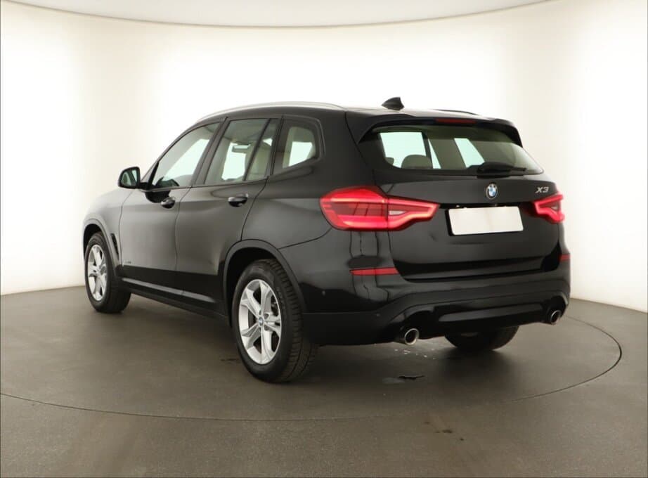 2018 BMW X3 - 5