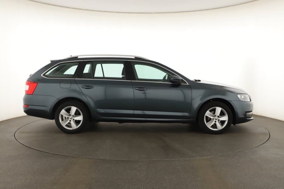 2016 Škoda OCTAVIA - 8