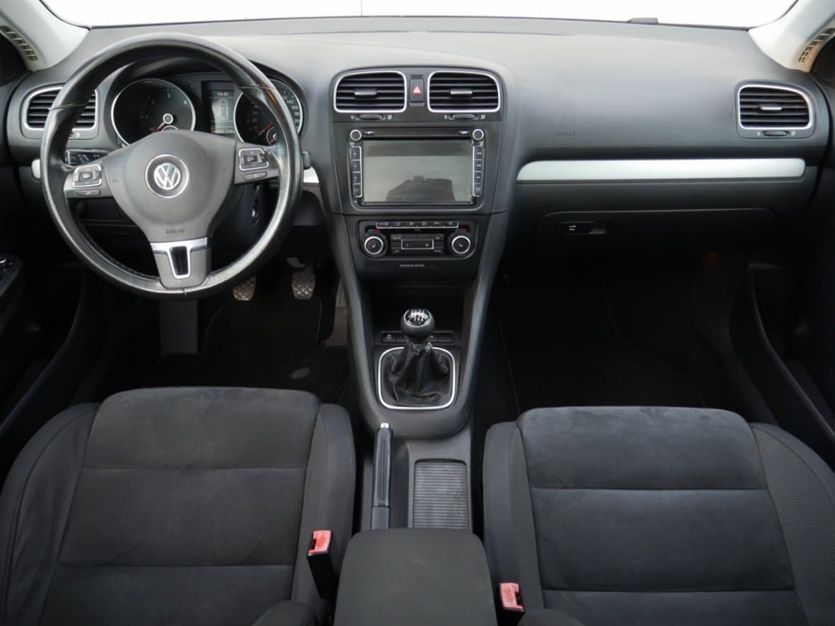 2010 Volkswagen GOLF - 7