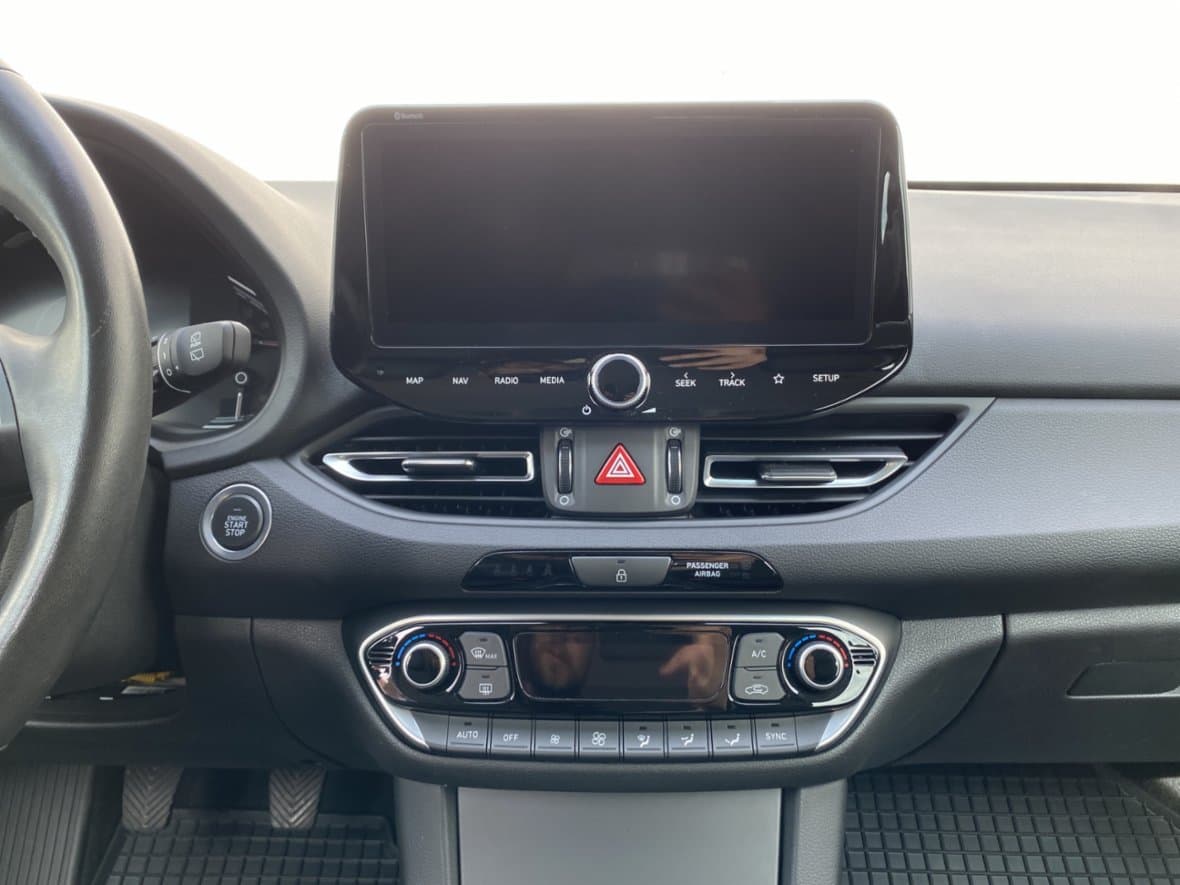 2022 Hyundai i30 - 12
