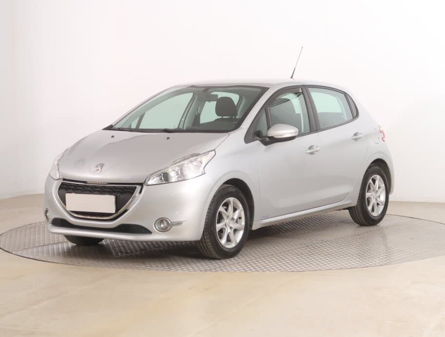 2013 Peugeot 208 - 3