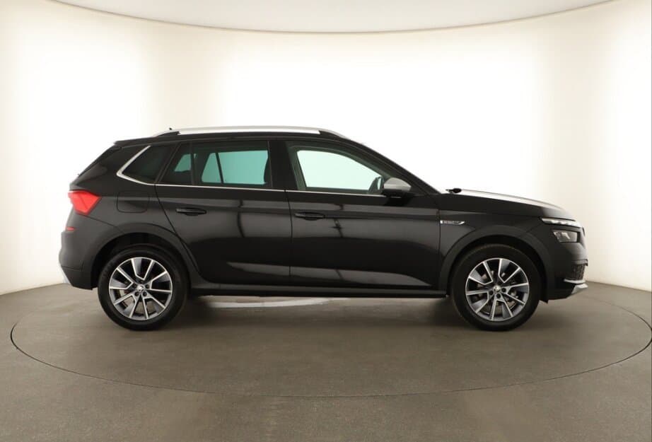 2022 Škoda KAMIQ - 8
