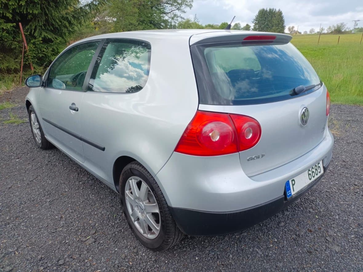 2007 Volkswagen GOLF - 4