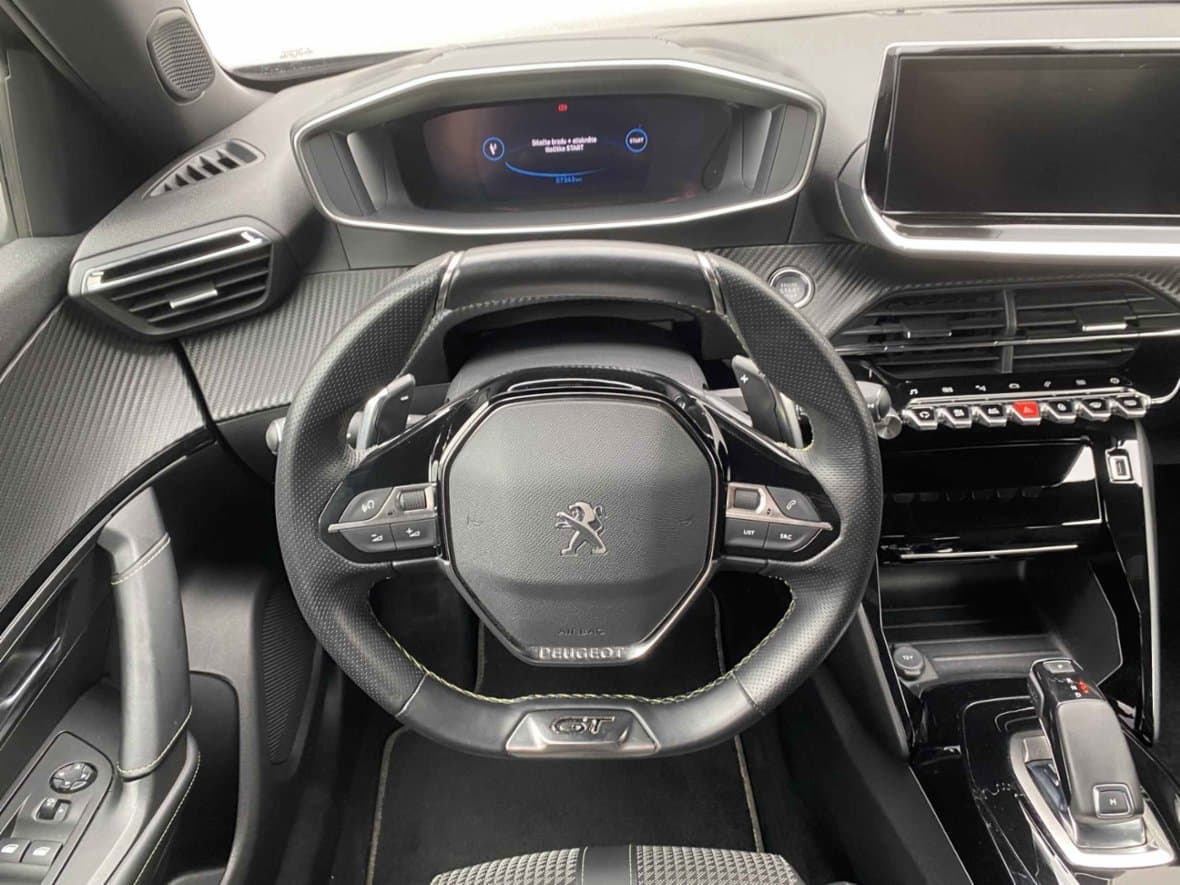 2021 Peugeot 2008 - 11