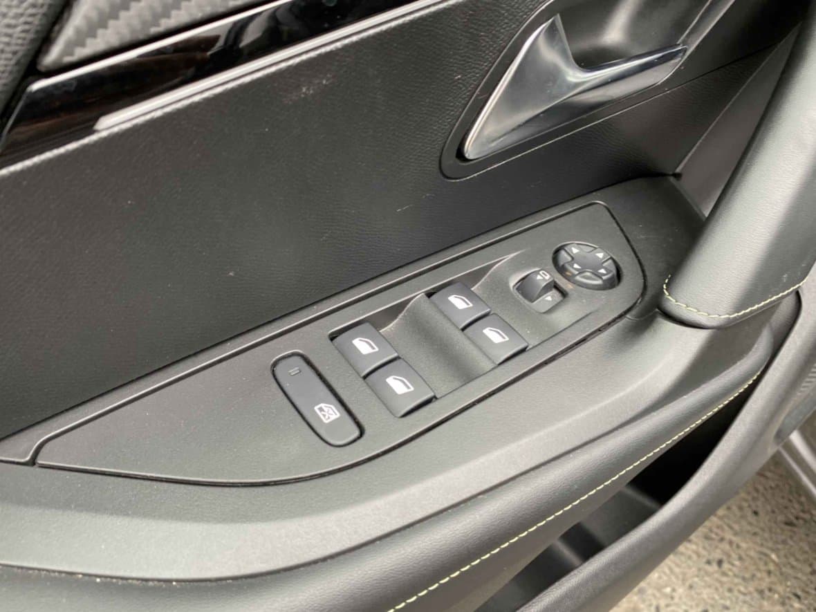2021 Peugeot 2008 - 13