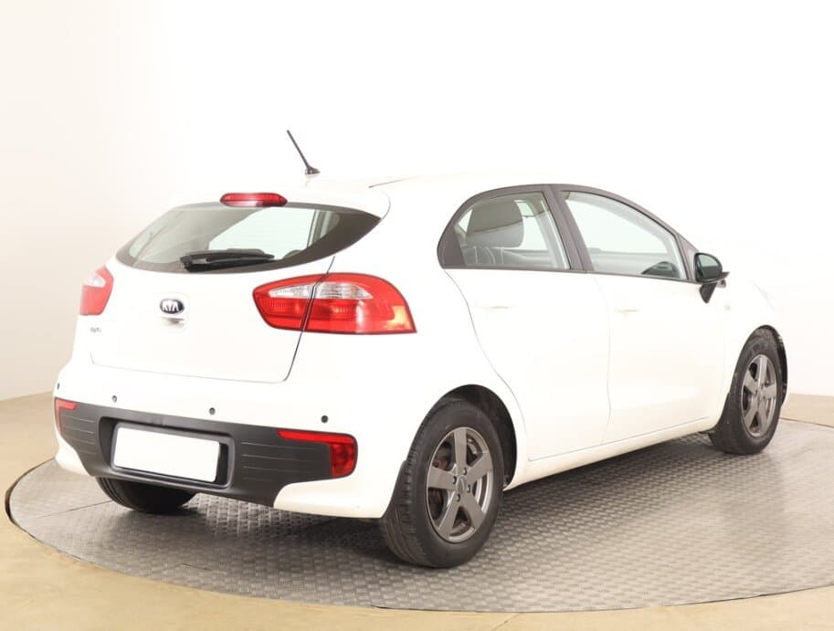 2016 Kia RIO - 7