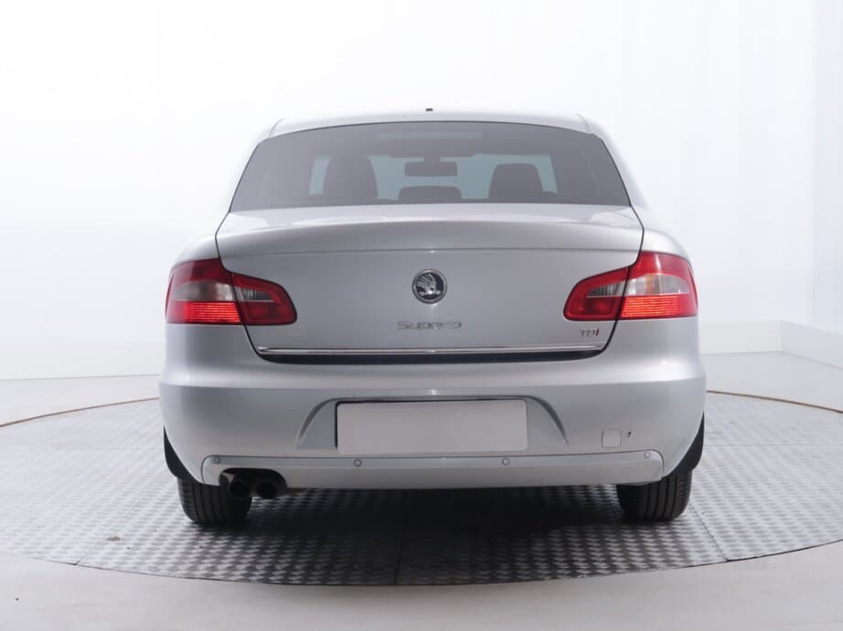2013 Škoda SUPERB - 6