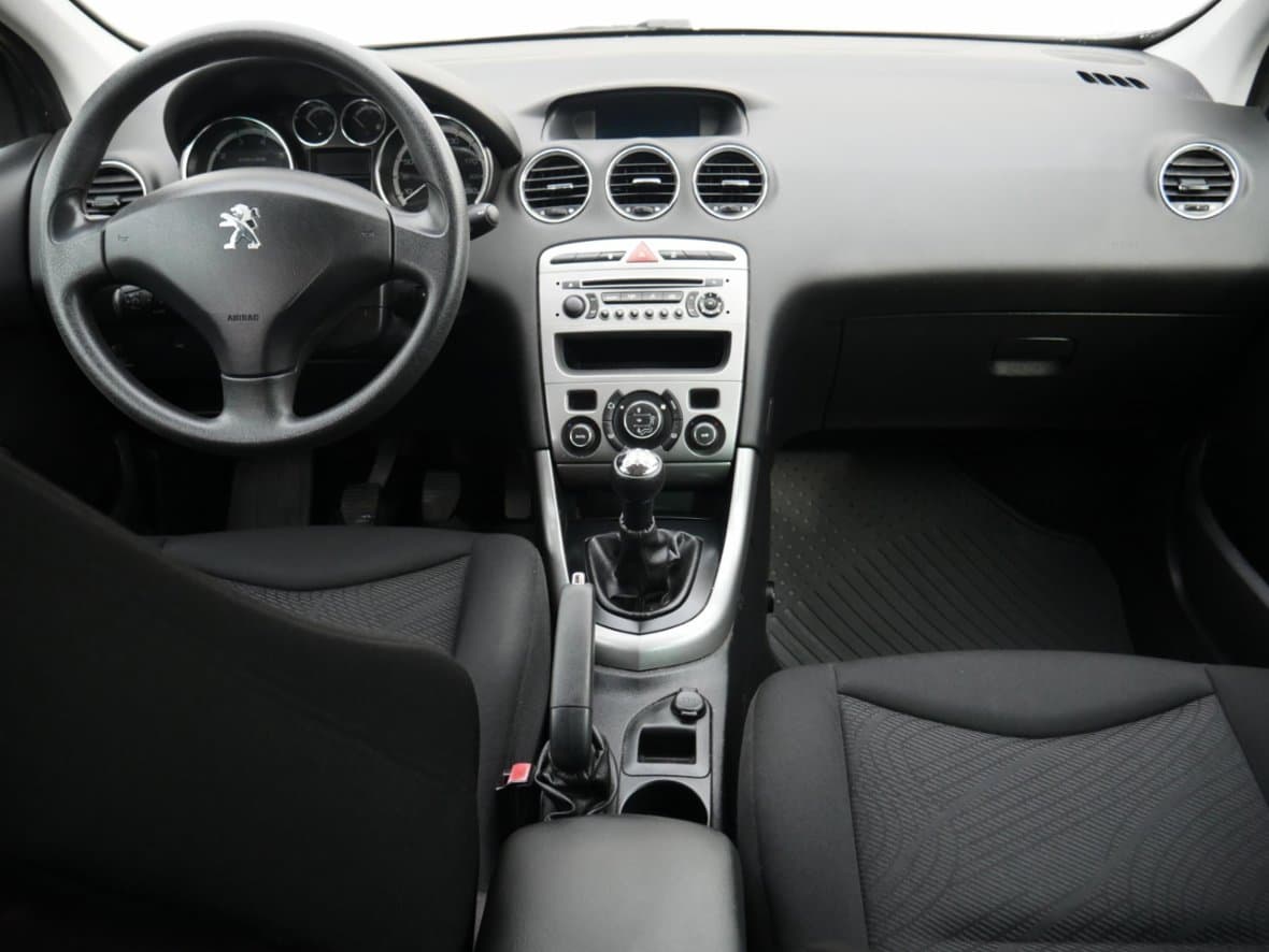2013 Peugeot 308 - 8