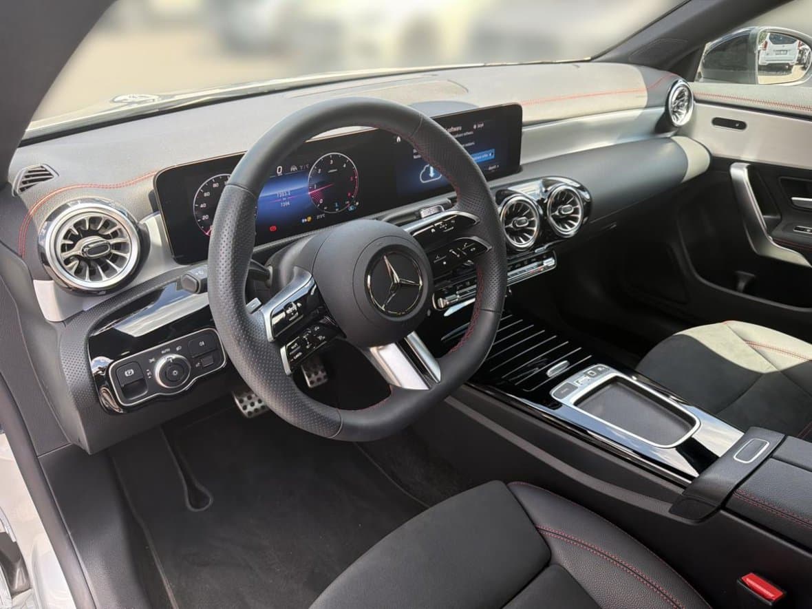 2025 Mercedes-Benz CLA - 9