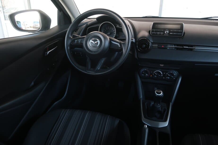 2018 Mazda 2 - 9
