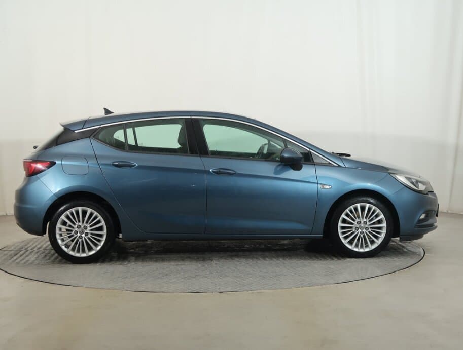 2016 Opel ASTRA - 8