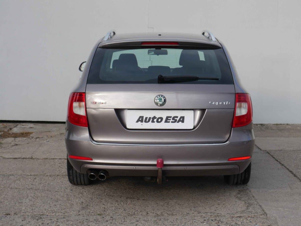 2012 Škoda SUPERB - 5