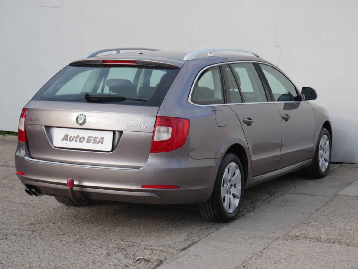 2012 Škoda SUPERB - 6