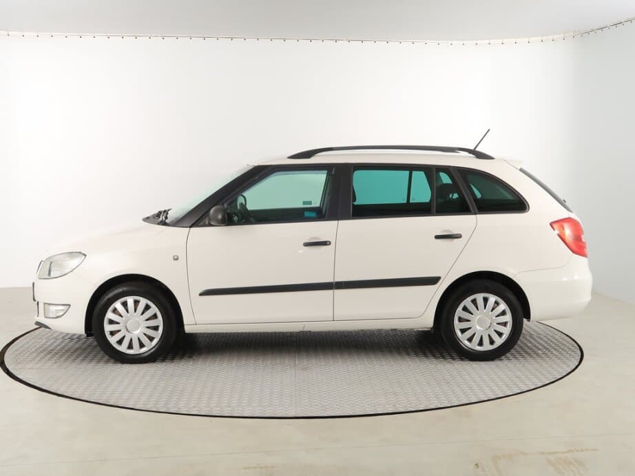 2014 Škoda FABIA - 4