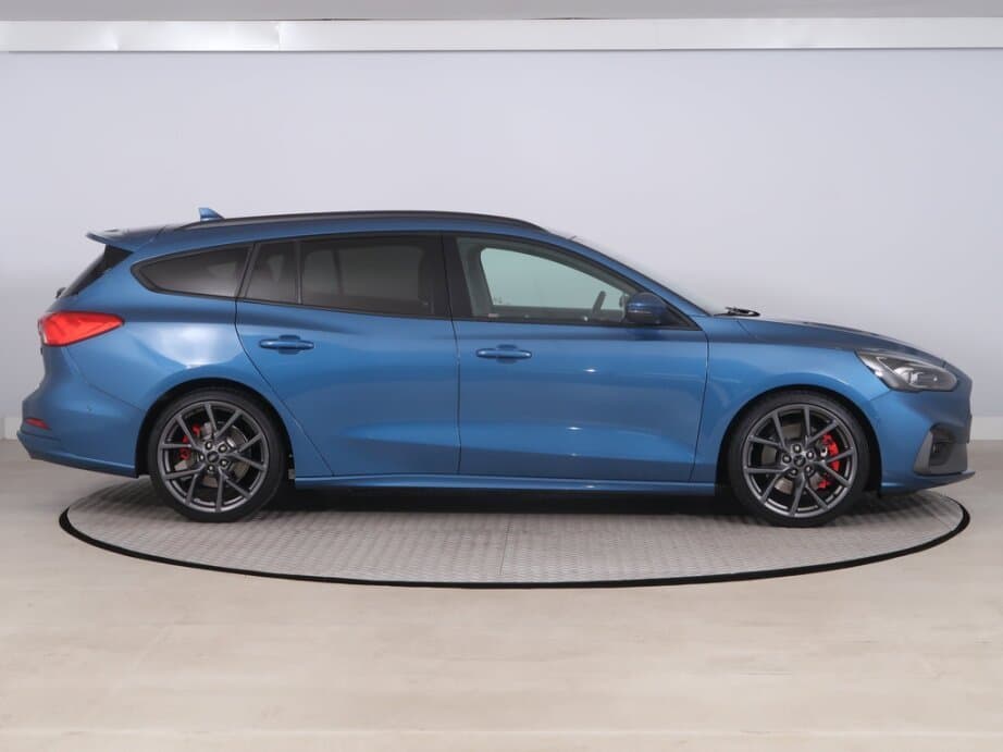2020 Ford FOCUS - 8