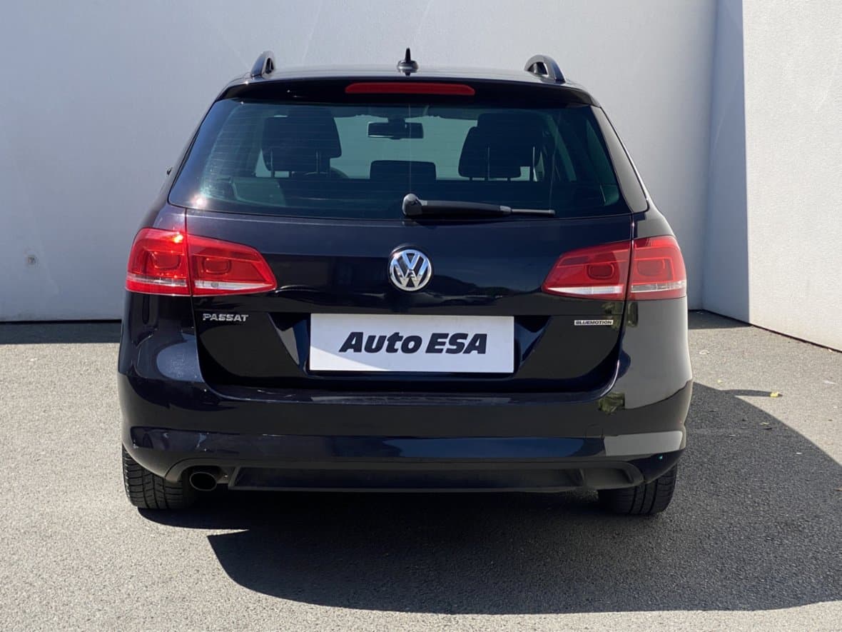 2014 Volkswagen PASSAT - 5