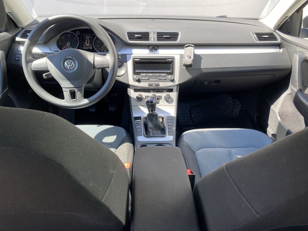 2014 Volkswagen PASSAT - 8