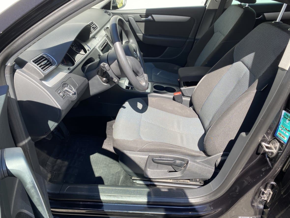 2014 Volkswagen PASSAT - 9
