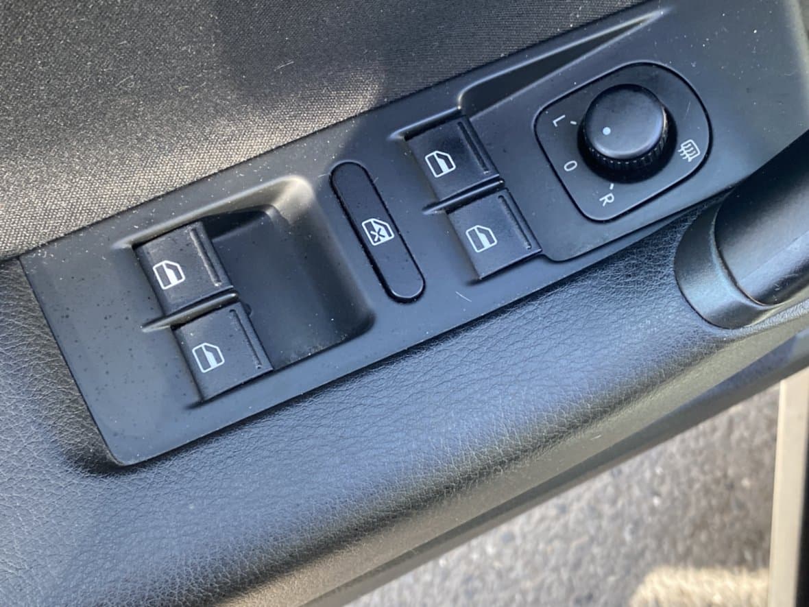 2014 Volkswagen PASSAT - 11