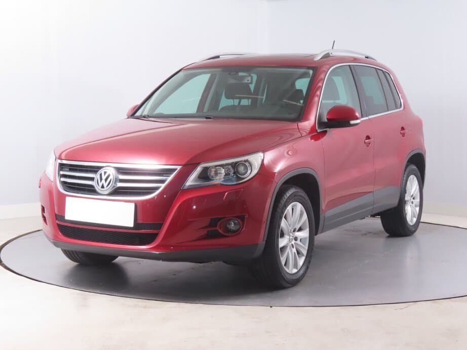 2010 Volkswagen TIGUAN - 5