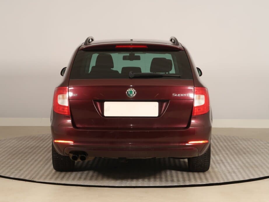 2012 Škoda SUPERB - 6