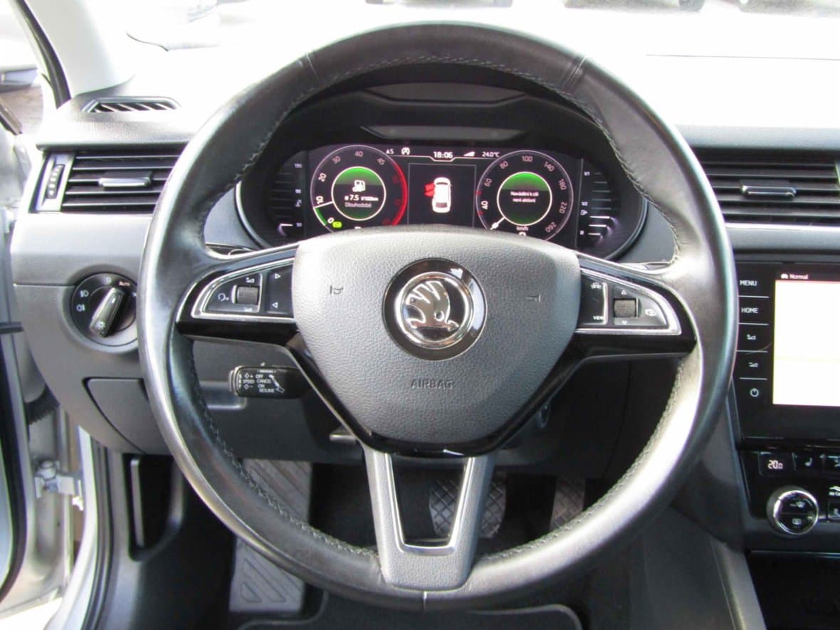 2019 Škoda OCTAVIA - 19