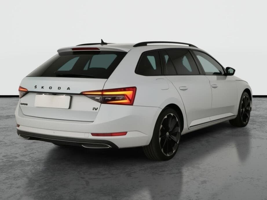 2020 Škoda SUPERB - 13