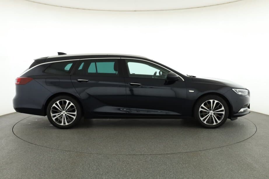 2017 Opel INSIGNIA - 8